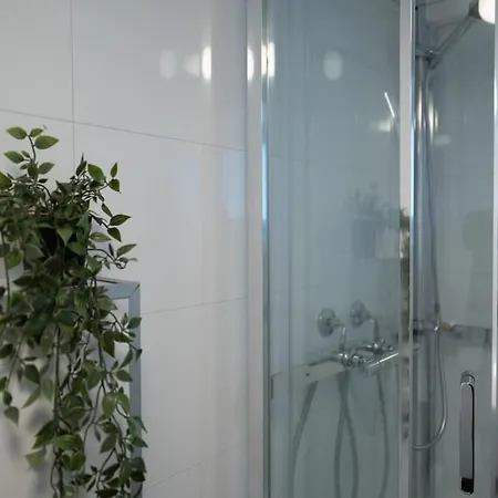 New In Tromso, With Free Parking شقة