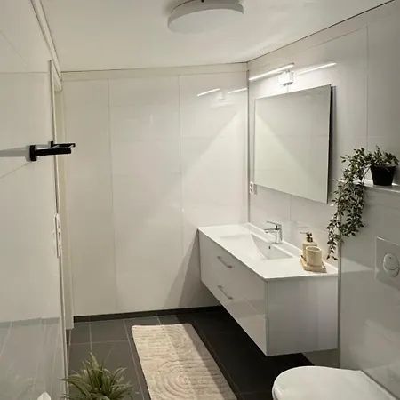 New In Tromso, With Free Parking ترومسو